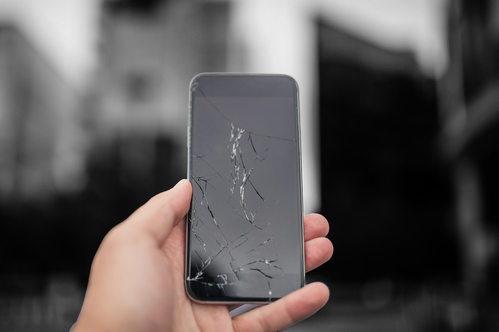 Remove Deep Scratches from the Phone Screen